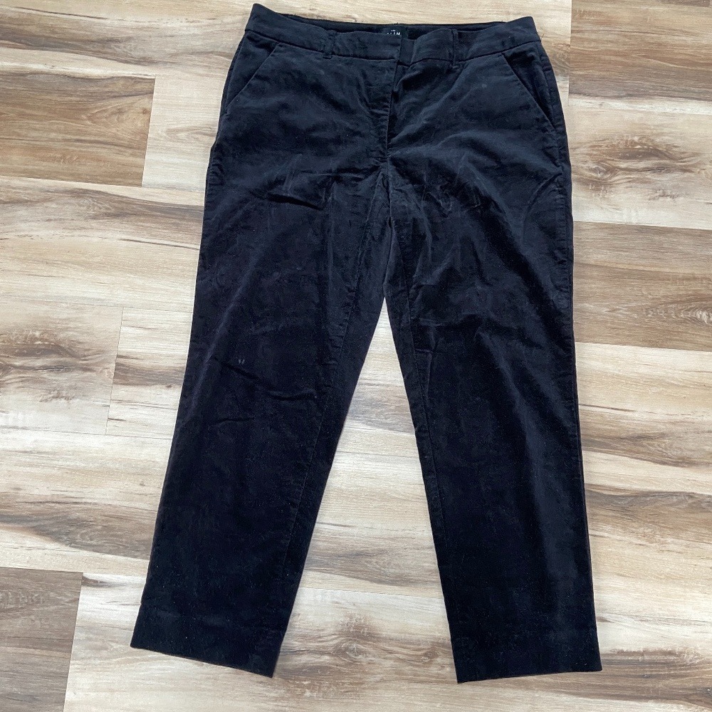 White House Black Market Black Velvet Pants Cropped Career Dressy